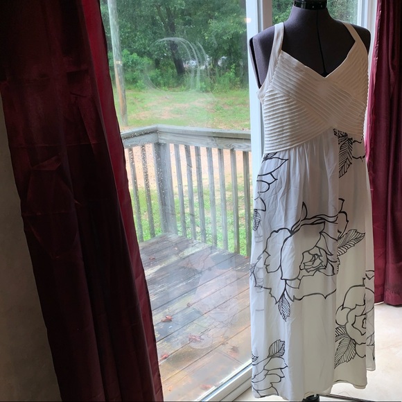 Amanda Lane maxie dress - Picture 3 of 13